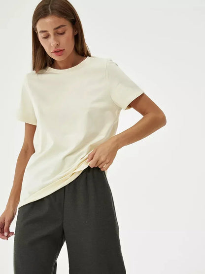 Nola – Basic T-Shirt