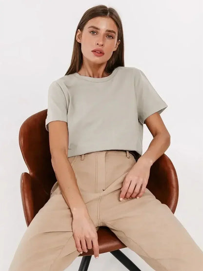 Nola – Basic T-Shirt