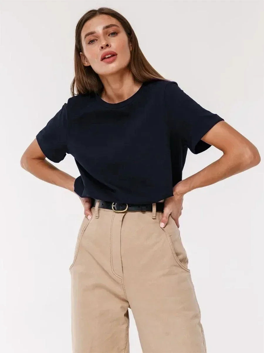 Nola – Basic T-Shirt