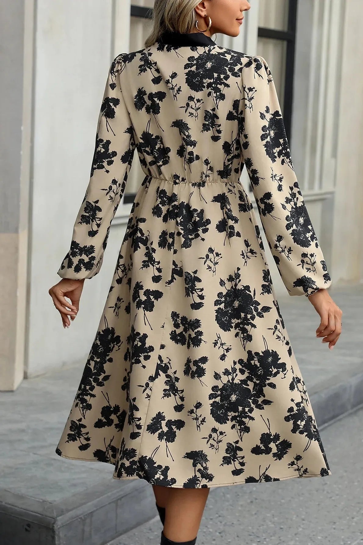Livia – Zeitloses Vintage-Kleid