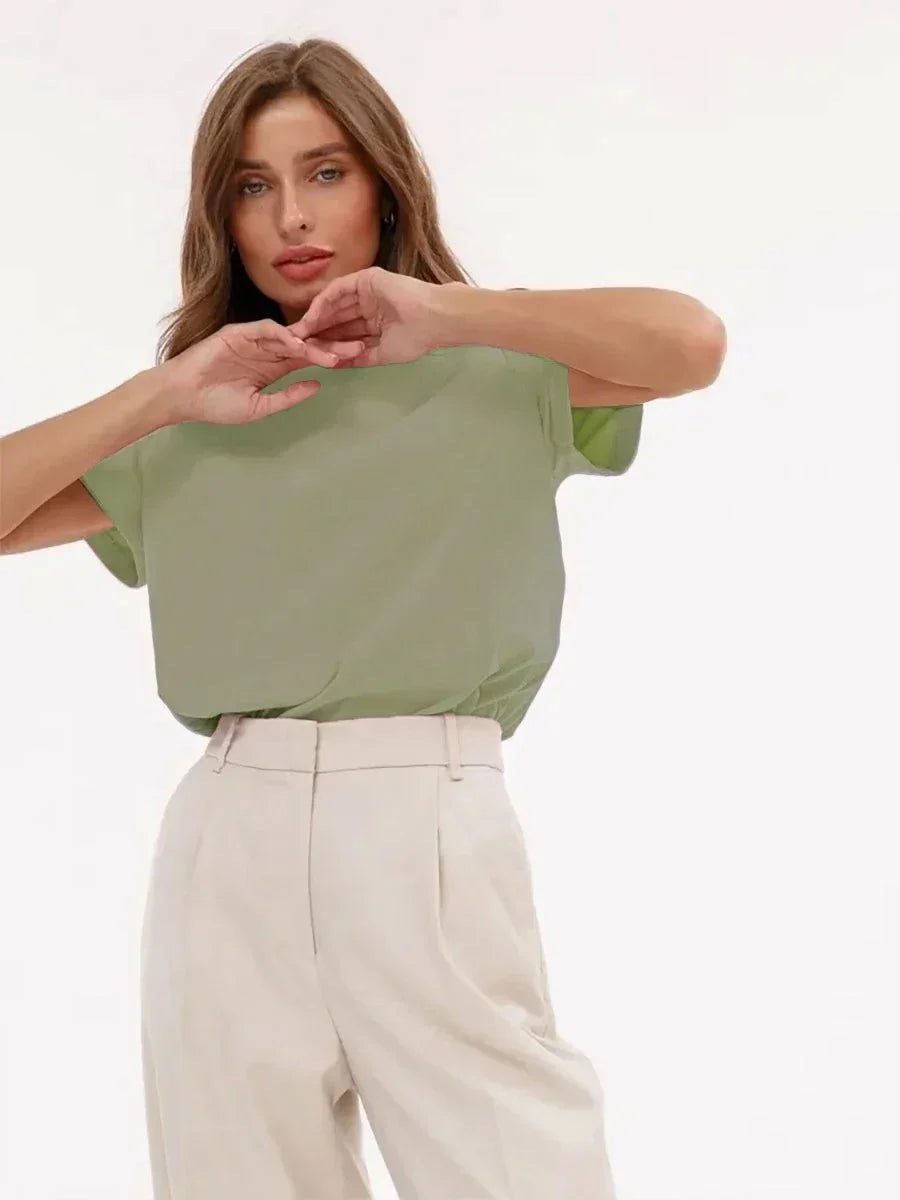 Nola – Basic T-Shirt