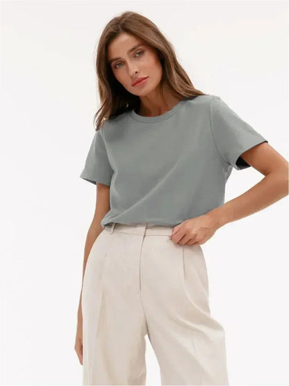 Nola – Basic T-Shirt
